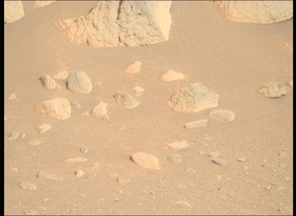 Foto de Marte da câmera MCZ_RIGHT