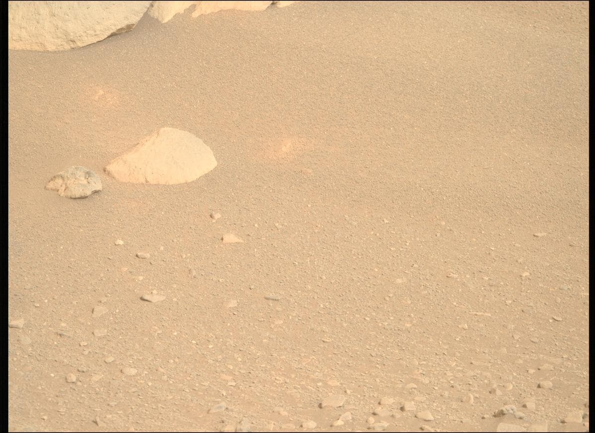 Foto de Marte da câmera MCZ_RIGHT