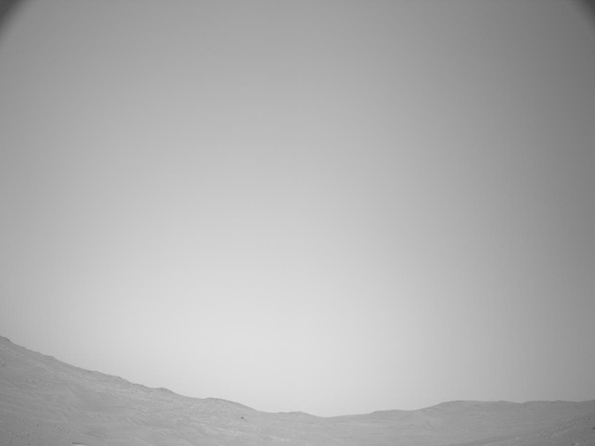 Foto do rover em Marte de 2026-04-17