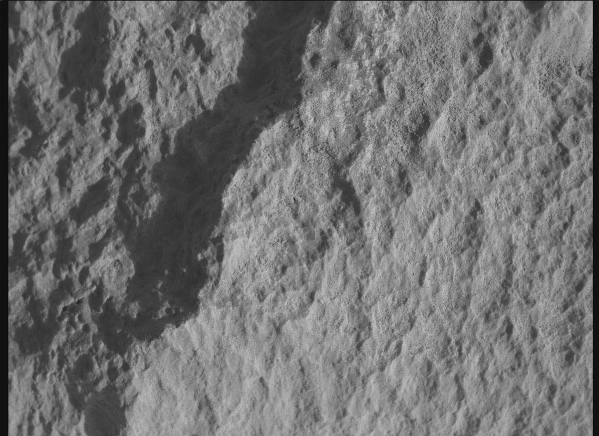 Foto de Marte da câmera SHERLOC_WATSON