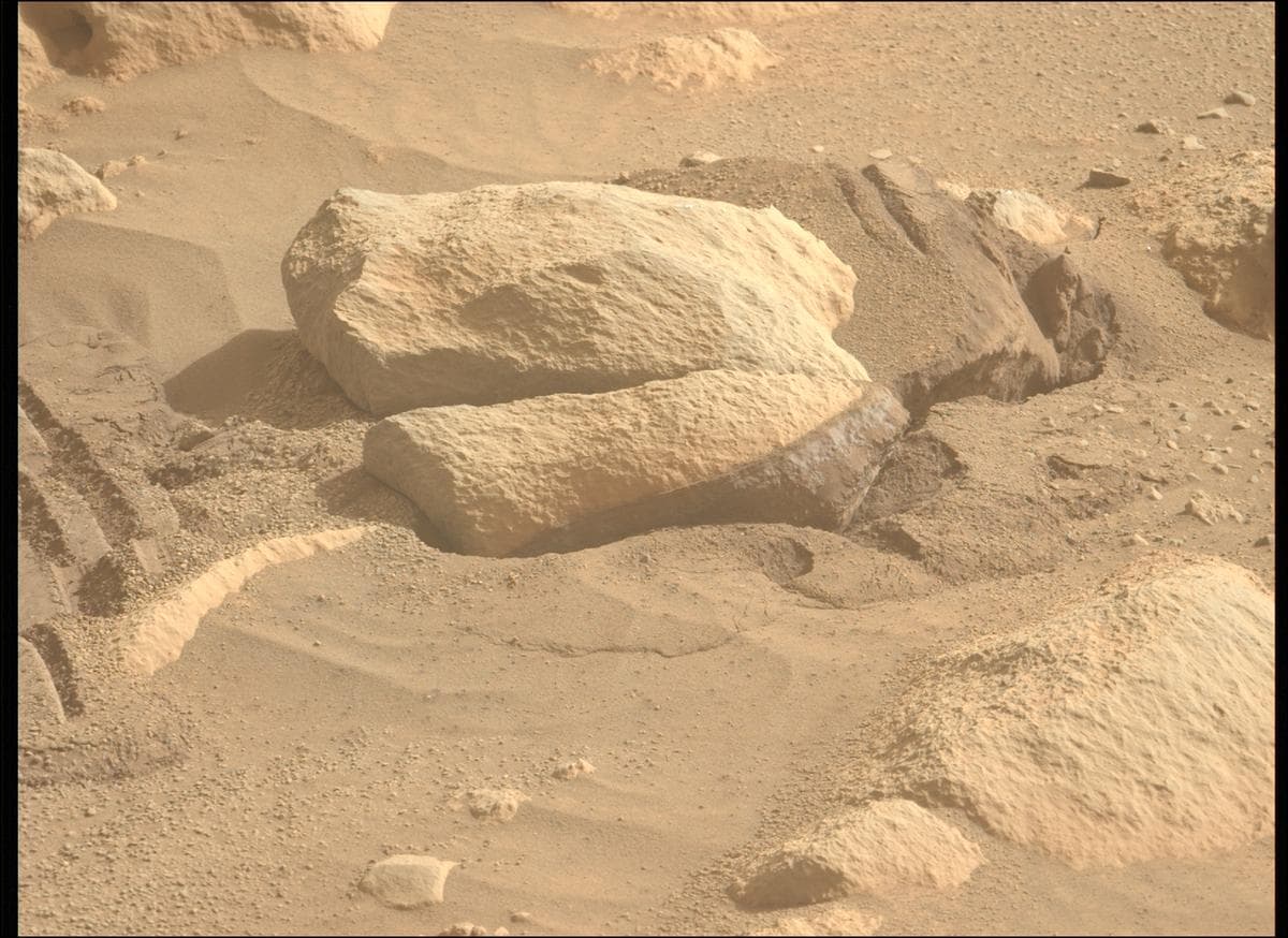 Foto de Marte da câmera MCZ_LEFT