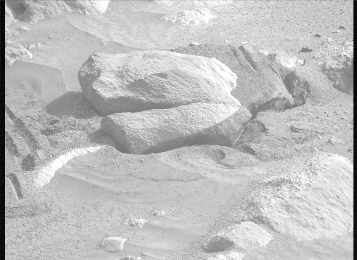 Foto de Marte da câmera MCZ_LEFT