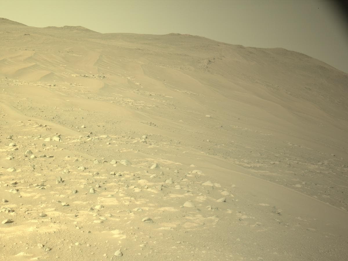 Foto de Marte da câmera NAVCAM_RIGHT