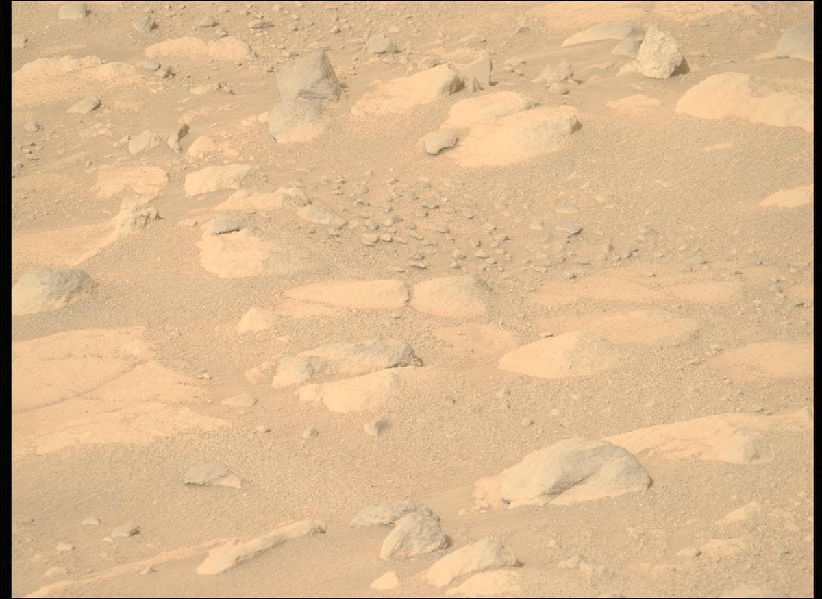 Foto de Marte da câmera MCZ_RIGHT