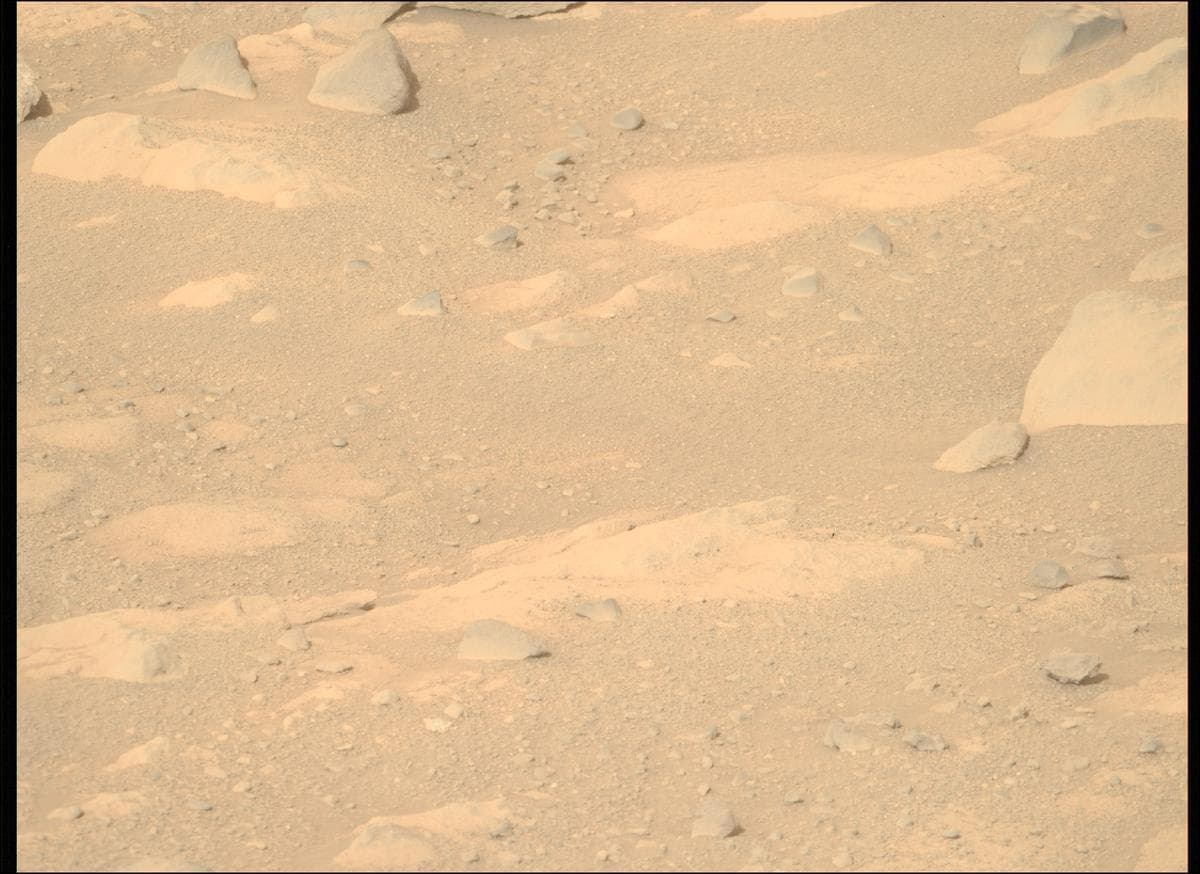 Foto de Marte da câmera MCZ_RIGHT