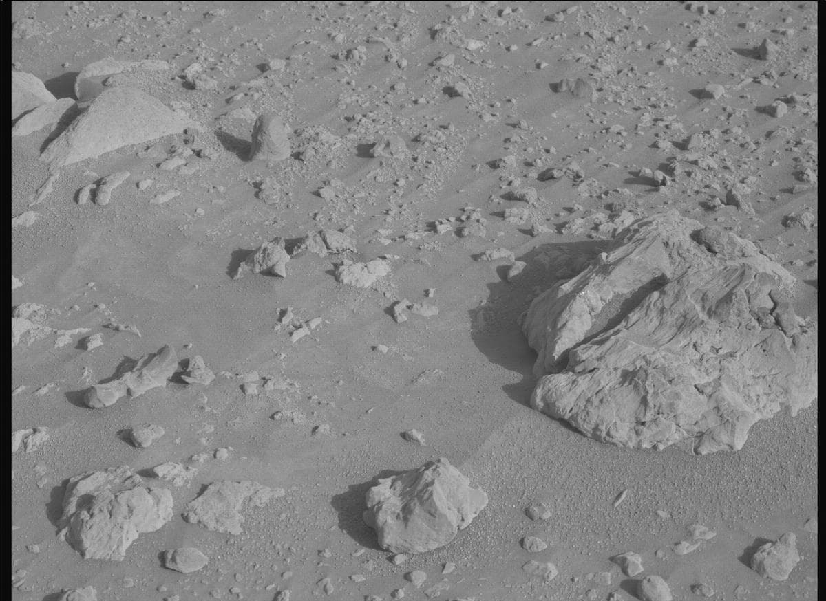 Foto de Marte da câmera MCZ_LEFT