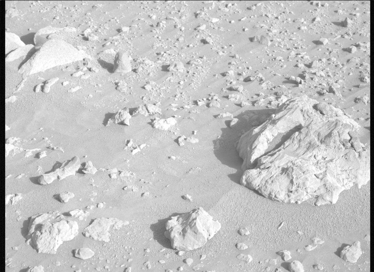 Foto de Marte da câmera MCZ_LEFT