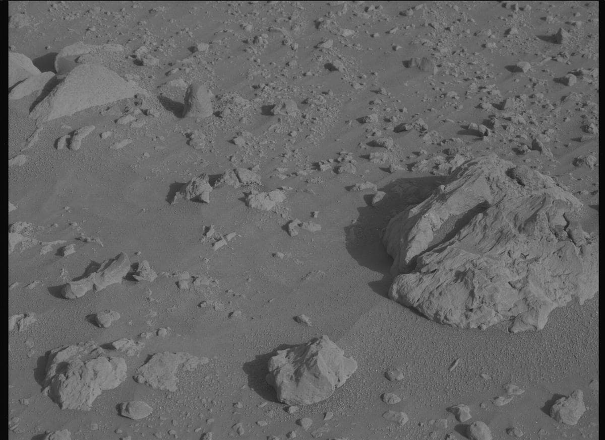 Foto de Marte da câmera MCZ_LEFT