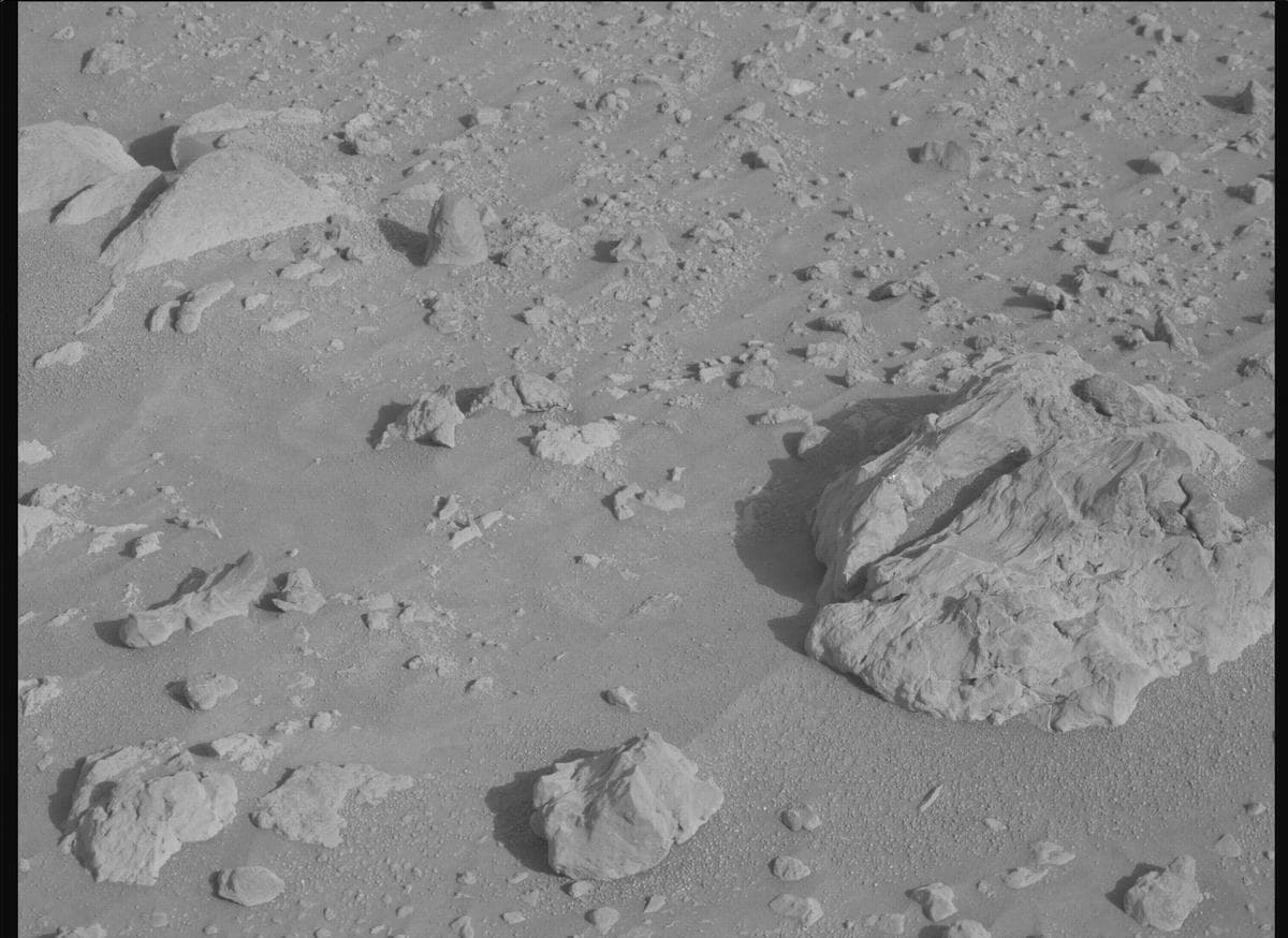 Foto de Marte da câmera MCZ_RIGHT