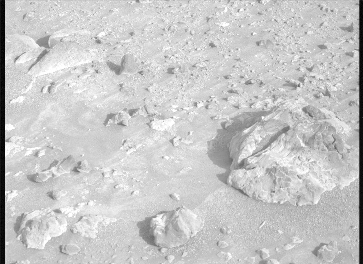 Foto de Marte da câmera MCZ_RIGHT