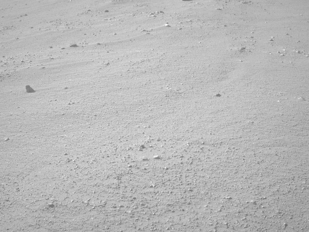 Foto do rover em Marte de 2026-05-13