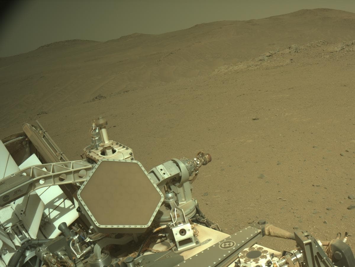 Foto do rover em Marte de 2026-06-01