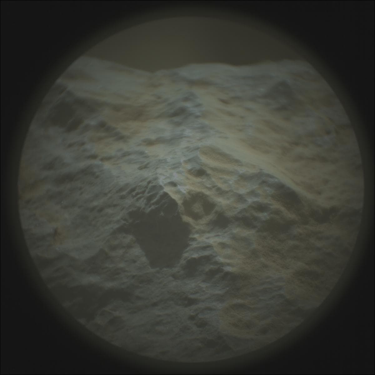 Foto do rover em Marte de 2026-06-05