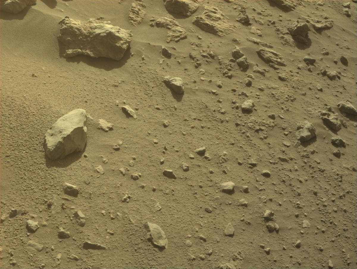 Foto do rover em Marte de 2026-06-09