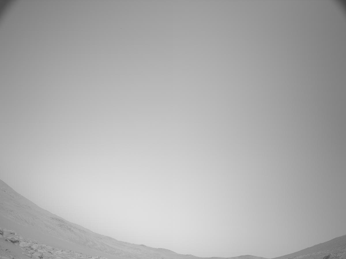 Foto do rover em Marte de 2026-06-18