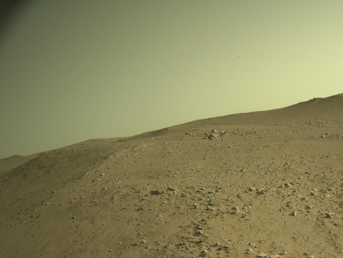 Foto do rover em Marte de 2026-06-22