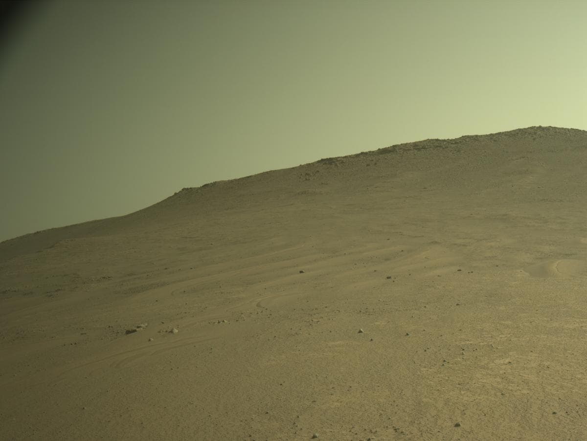 Foto do rover em Marte de 2026-06-25