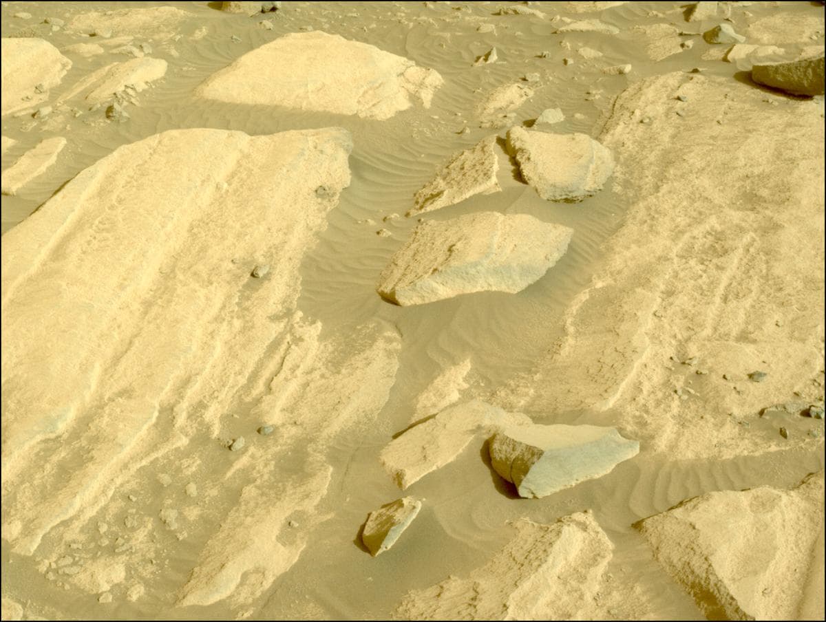 Foto do rover em Marte de 2026-07-18