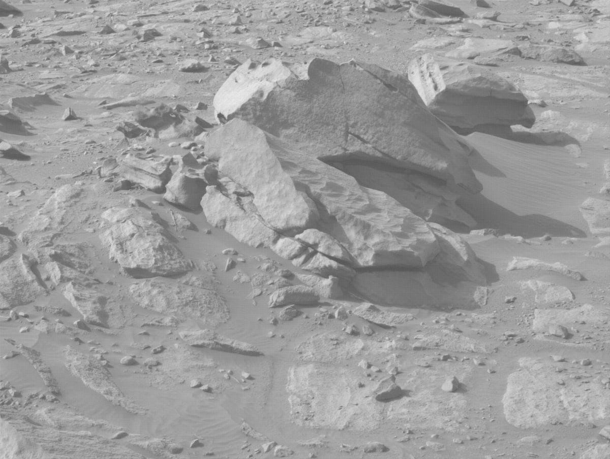 Mars image captured by NAVCAM_LEFT on Perseverance