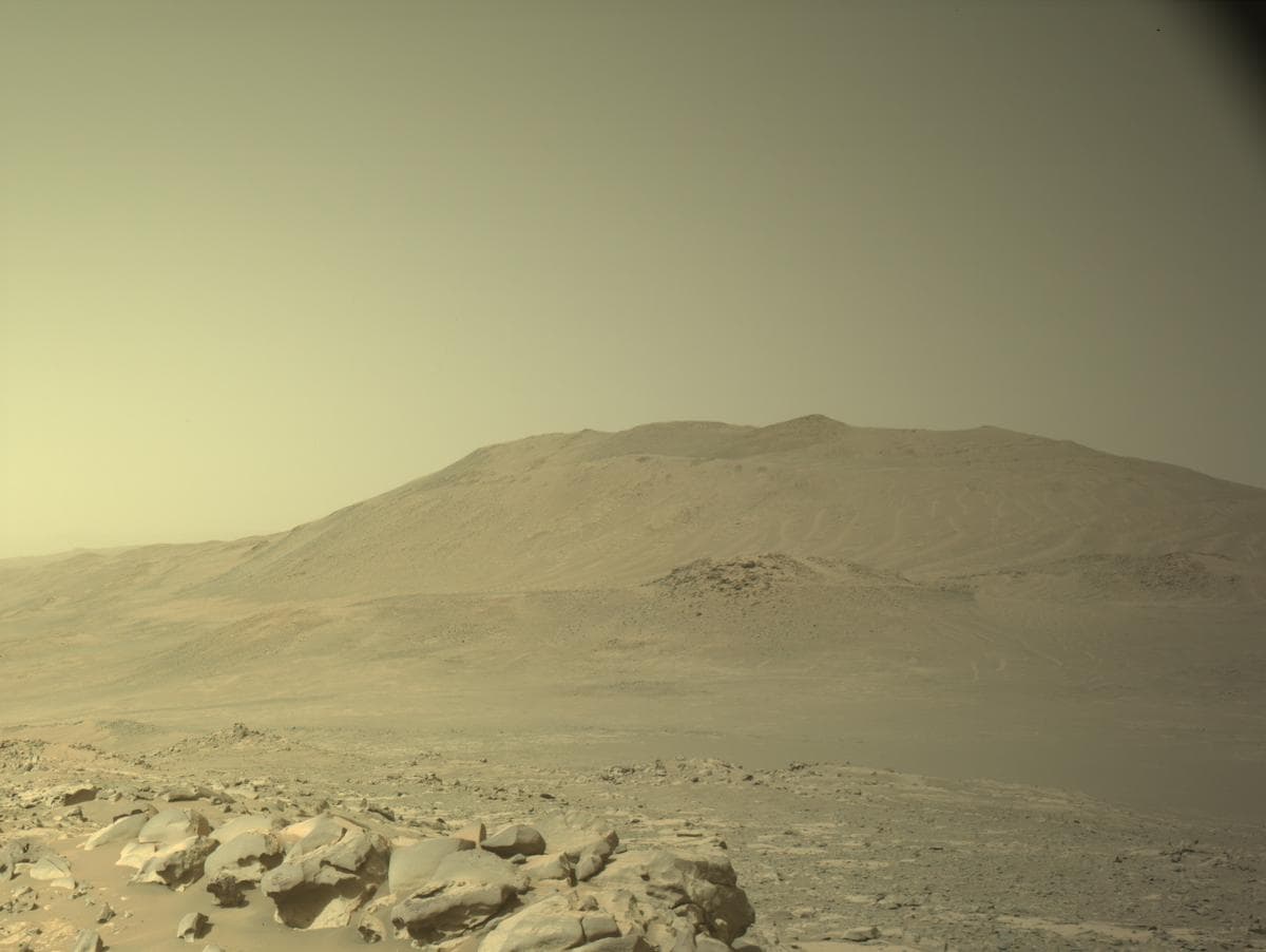 Mars image captured by NAVCAM_RIGHT on Perseverance