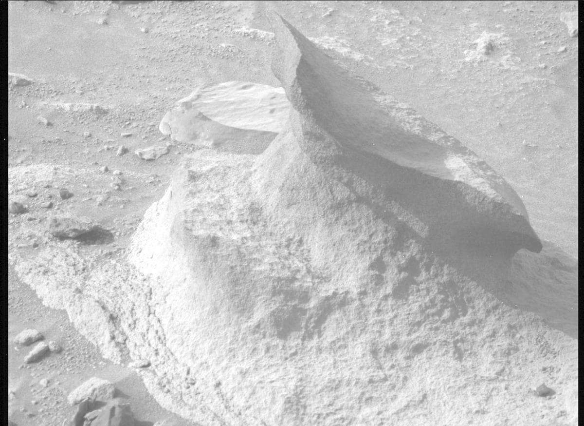 Mars image captured by MCZ_LEFT on Perseverance