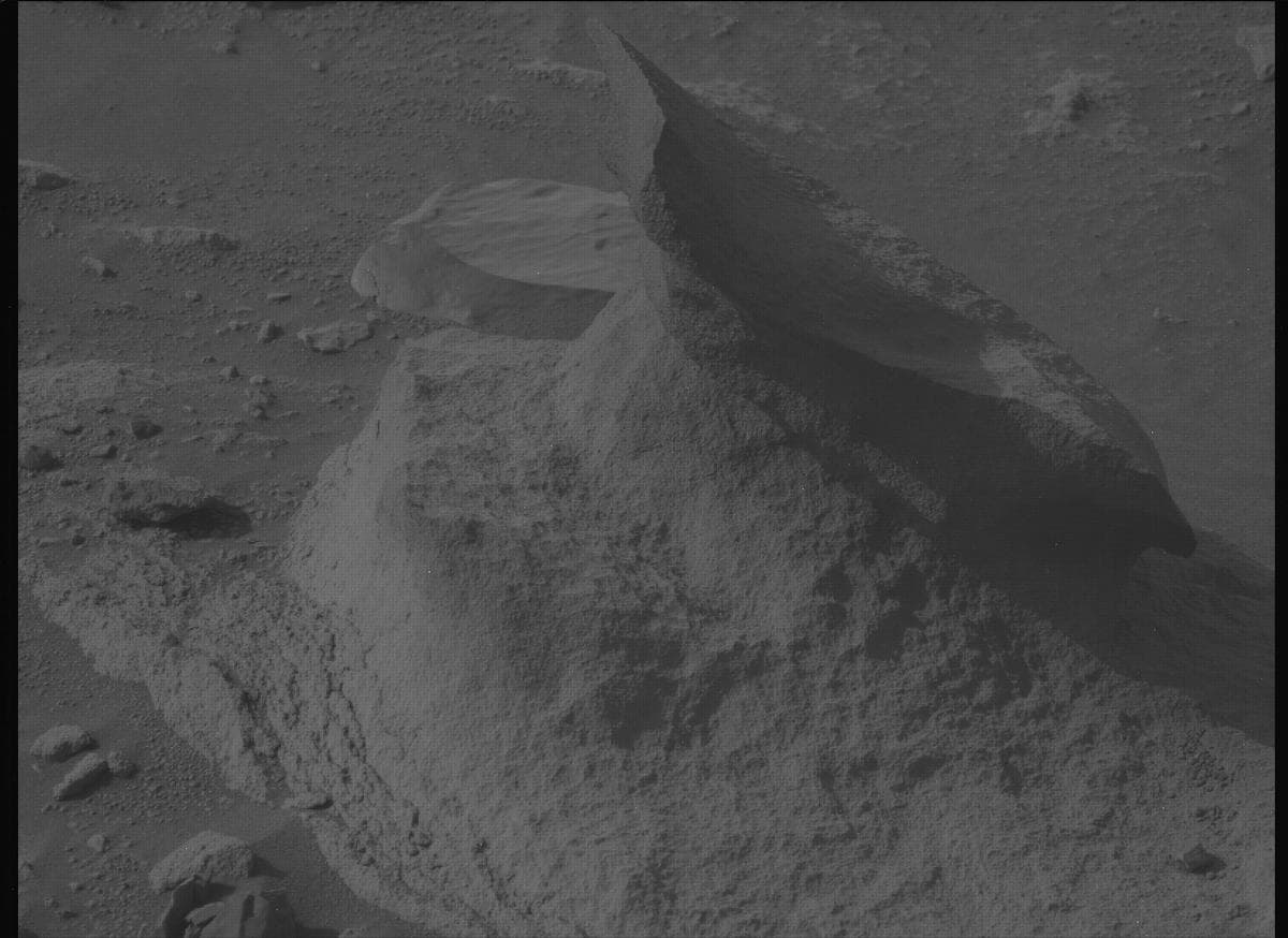 Mars image captured by MCZ_LEFT on Perseverance