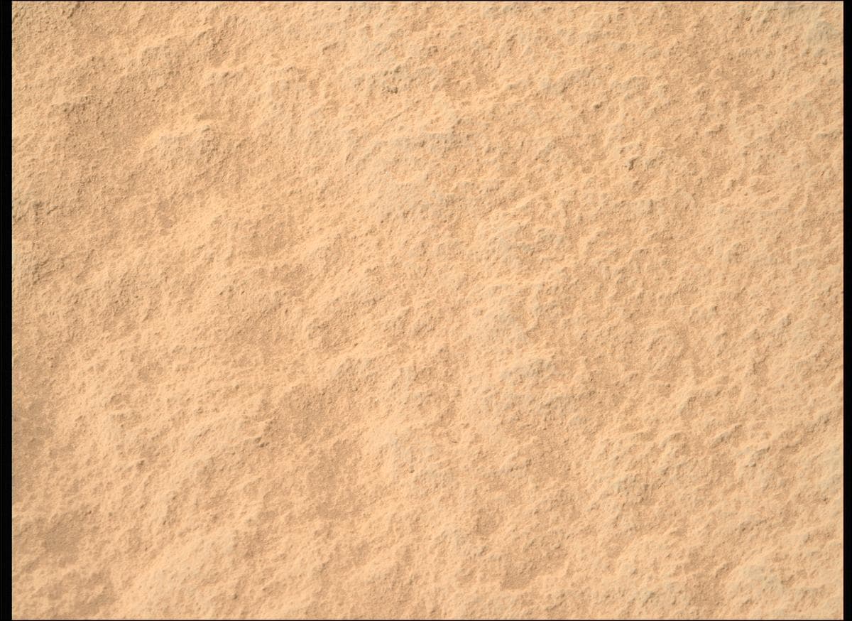 Mars image captured by MCZ_RIGHT on Perseverance