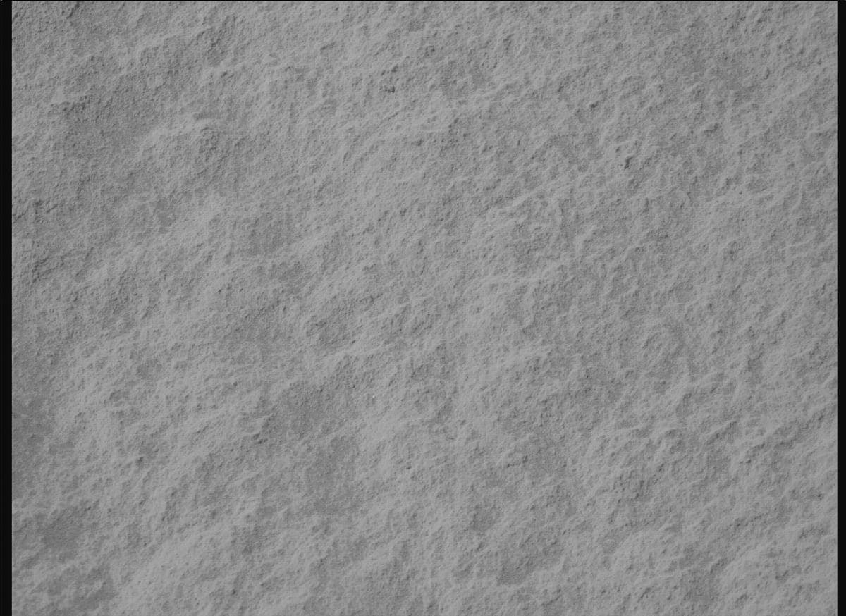 Mars image captured by MCZ_RIGHT on Perseverance