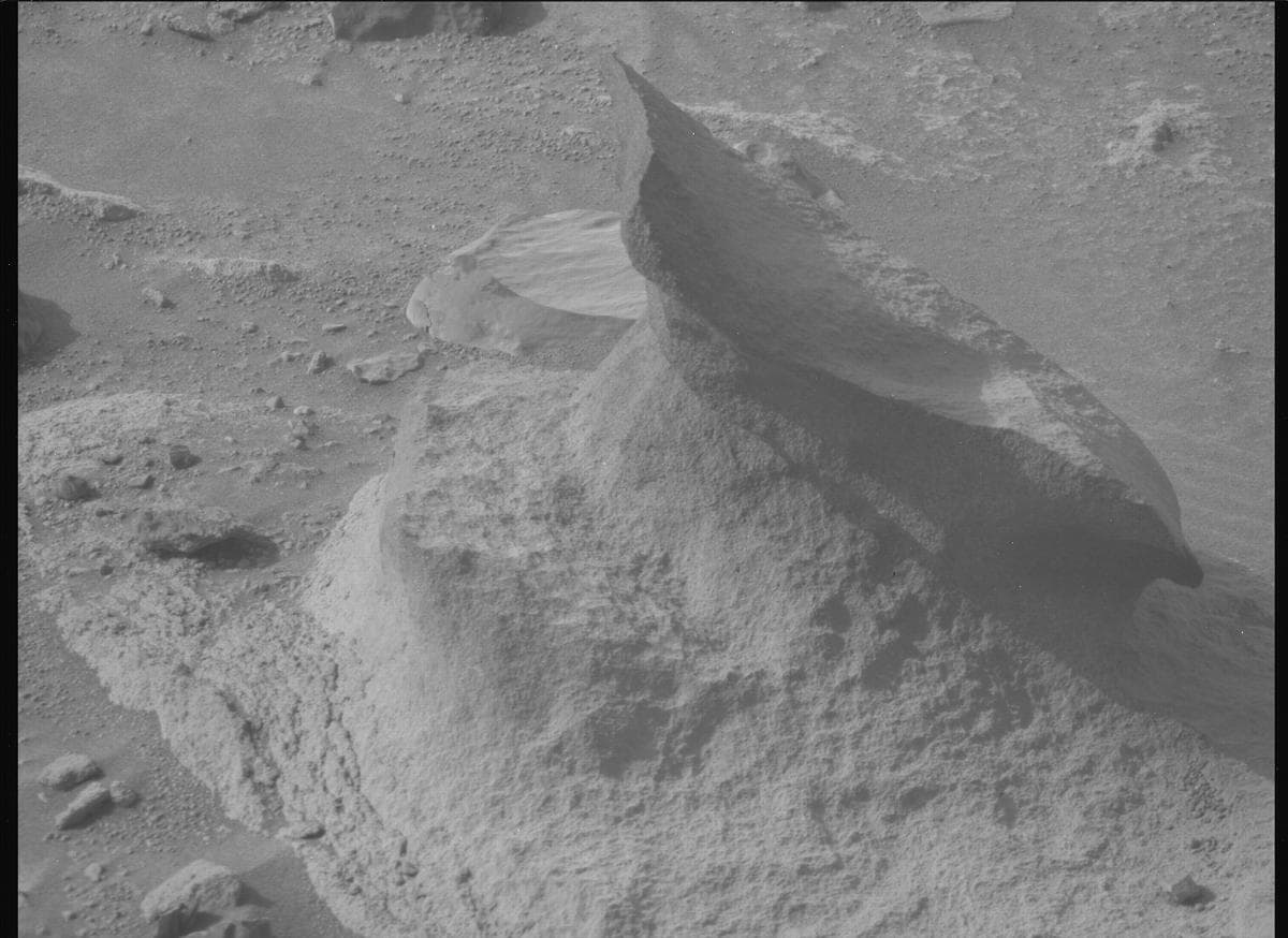 Mars image captured by MCZ_RIGHT on Perseverance