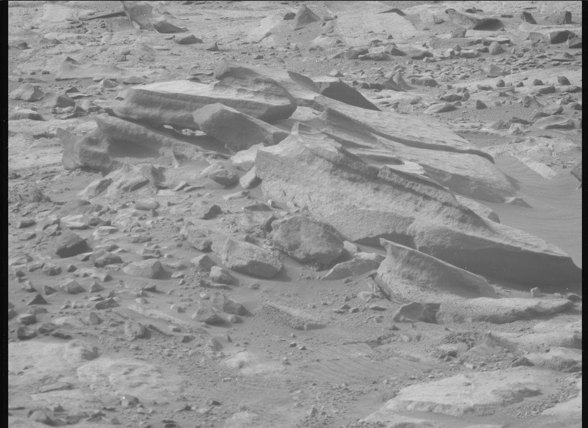 Mars image captured by MCZ_RIGHT on Perseverance