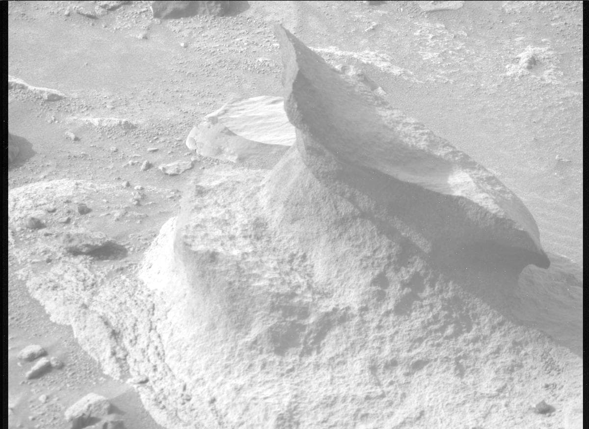 Mars image captured by MCZ_RIGHT on Perseverance
