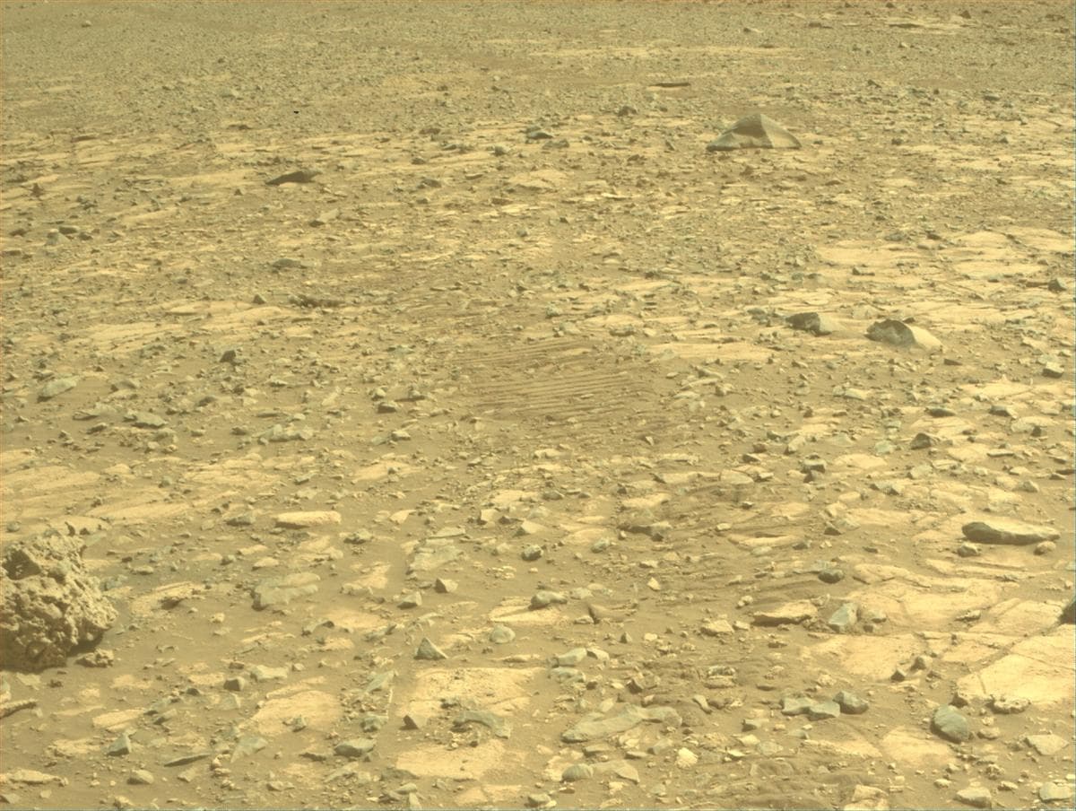 Mars image captured by FRONT_HAZCAM_RIGHT_A on Perseverance