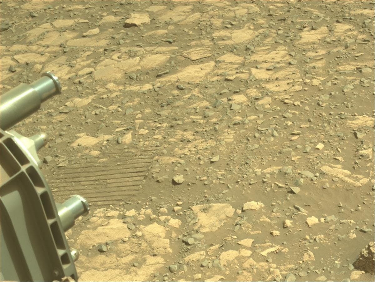 Mars image captured by NAVCAM_LEFT on Perseverance