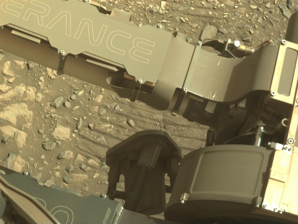 Mars image captured by NAVCAM_LEFT on Perseverance