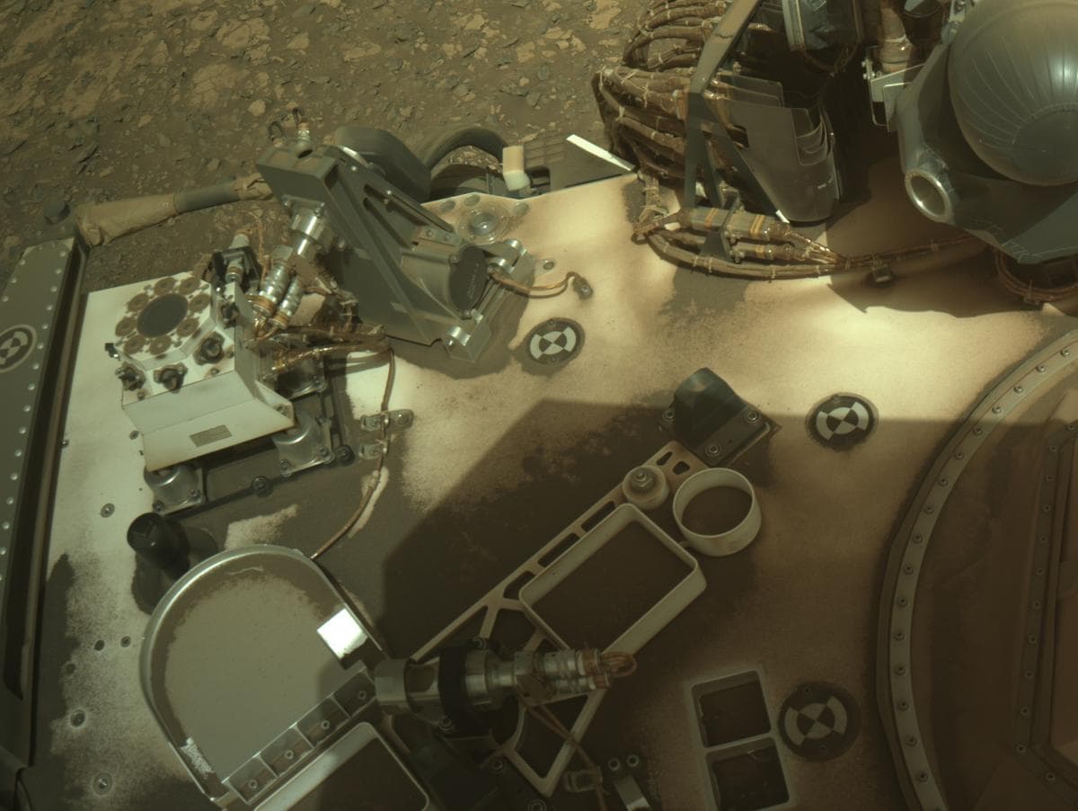 Mars image captured by NAVCAM_LEFT on Perseverance