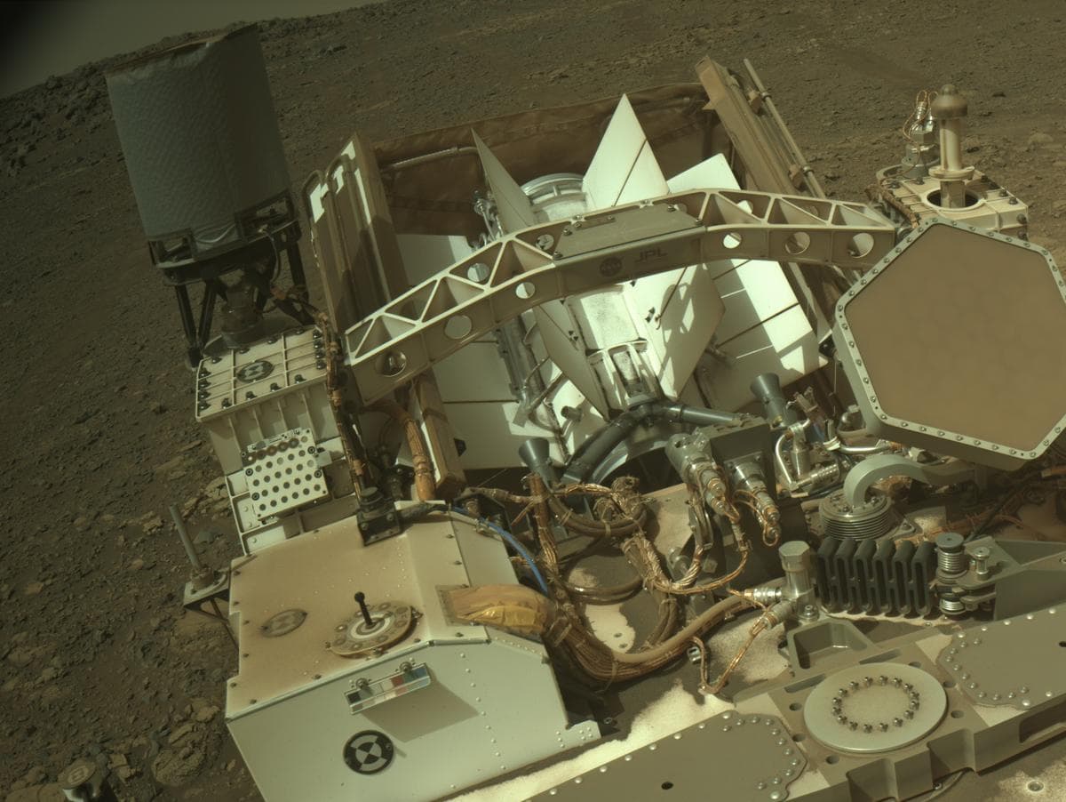 Mars image captured by NAVCAM_RIGHT on Perseverance