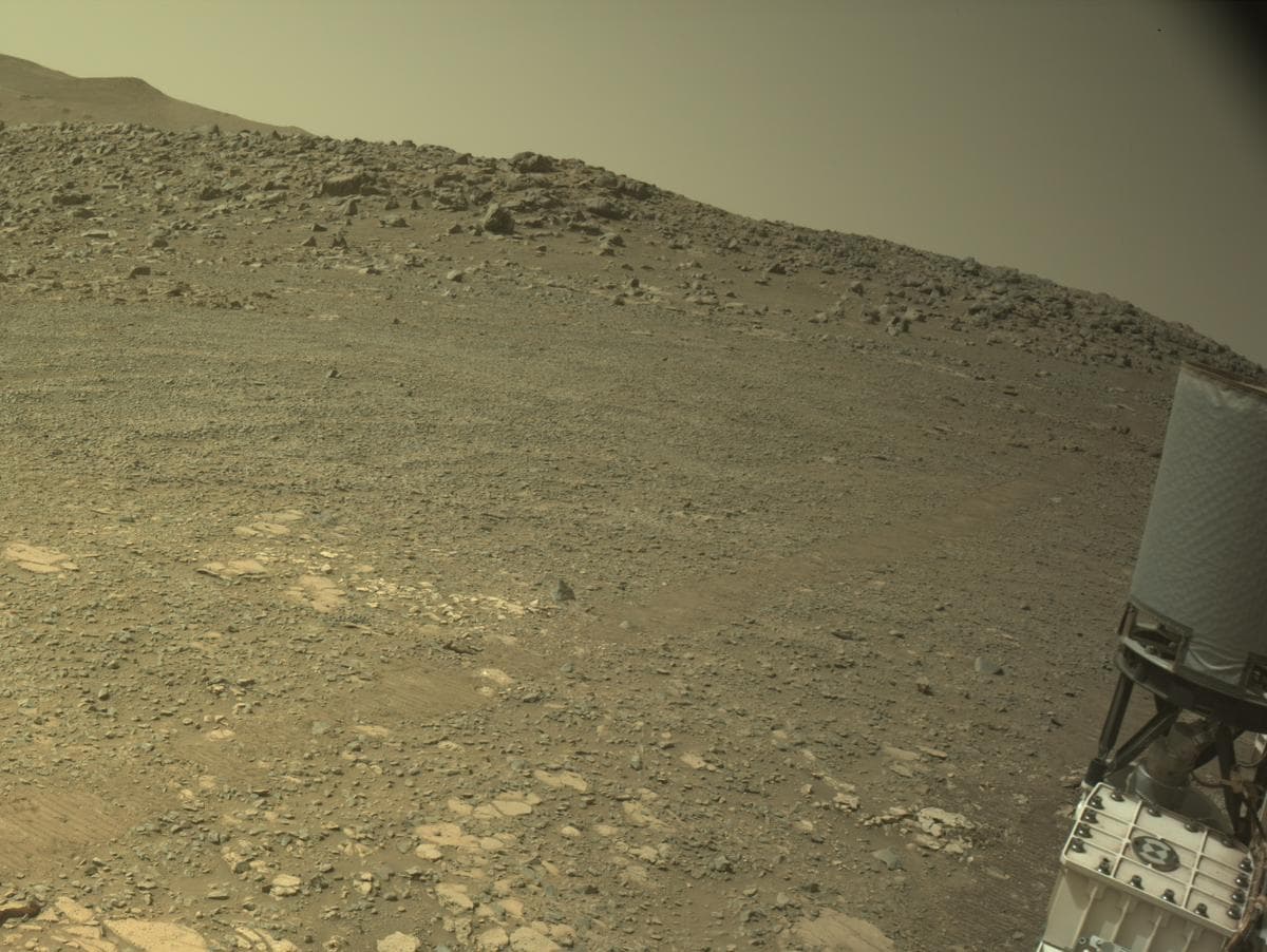 Mars image captured by NAVCAM_RIGHT on Perseverance