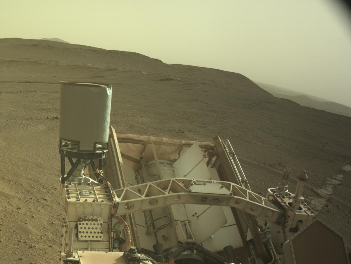 Mars image captured by NAVCAM_LEFT on Perseverance