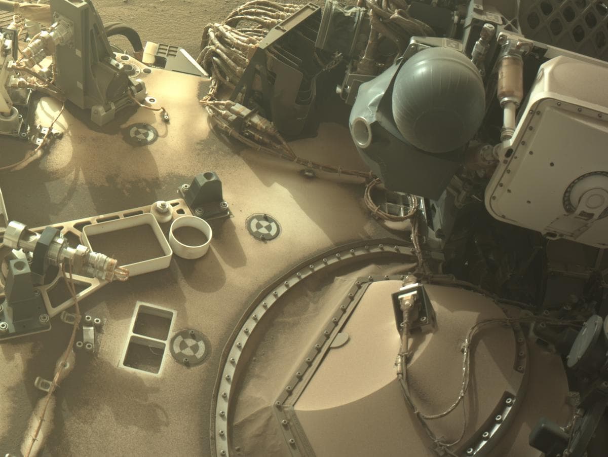 Mars image captured by NAVCAM_LEFT on Perseverance