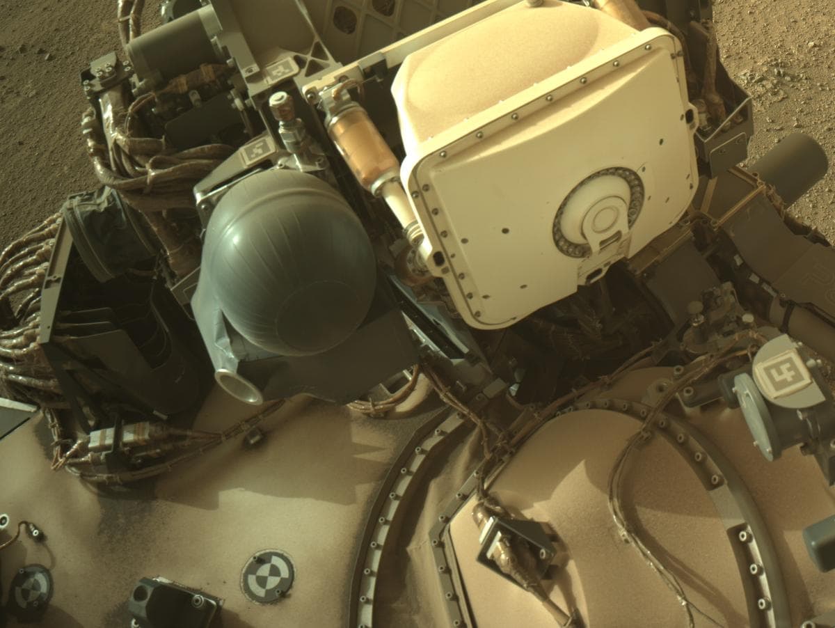 Mars image captured by NAVCAM_LEFT on Perseverance
