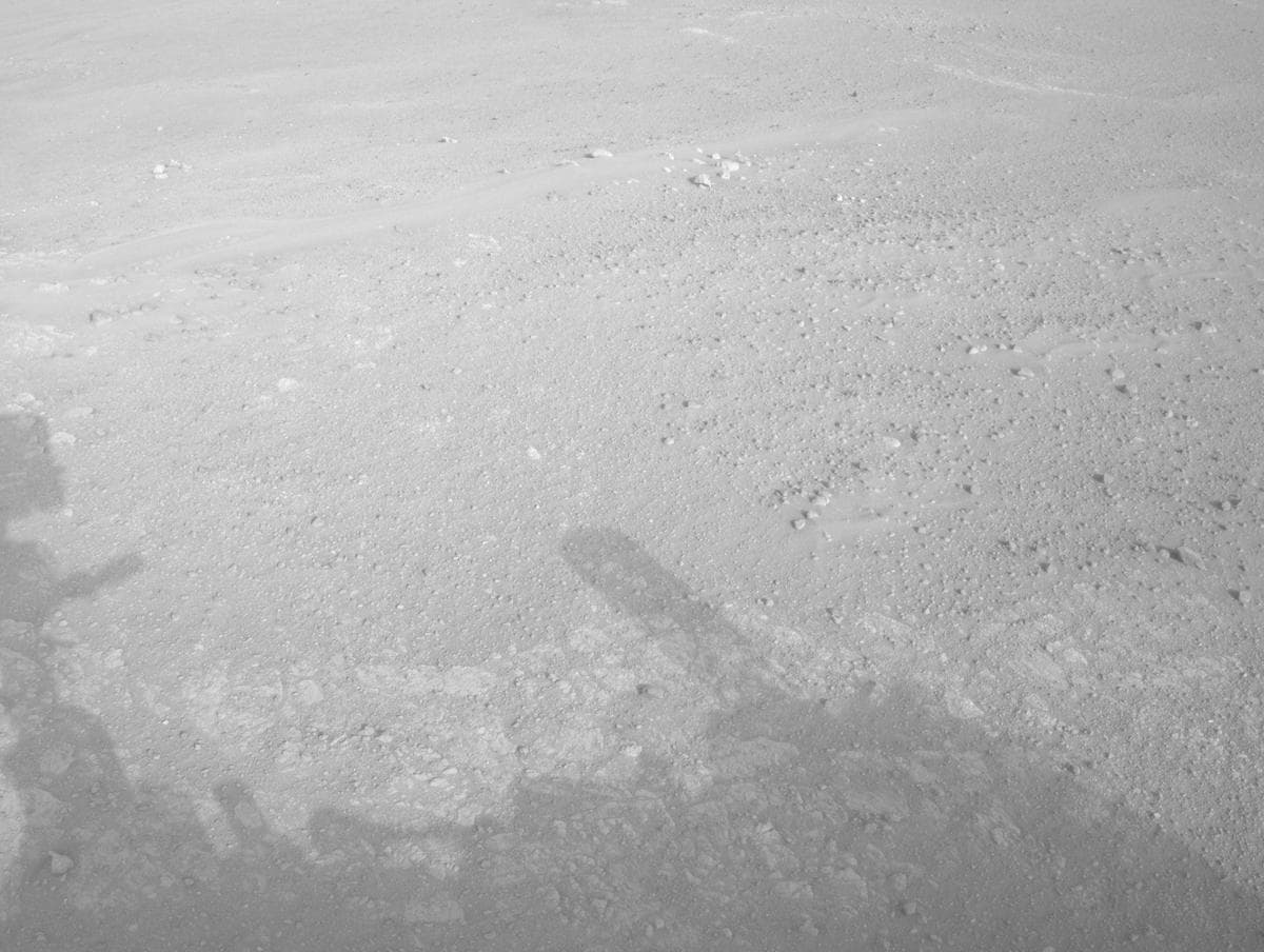 Foto do rover em Marte de 2026-08-06