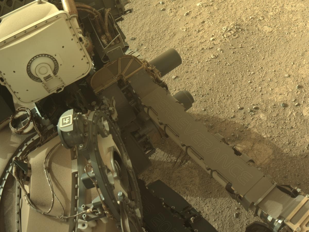 Mars image captured by NAVCAM_RIGHT on Perseverance