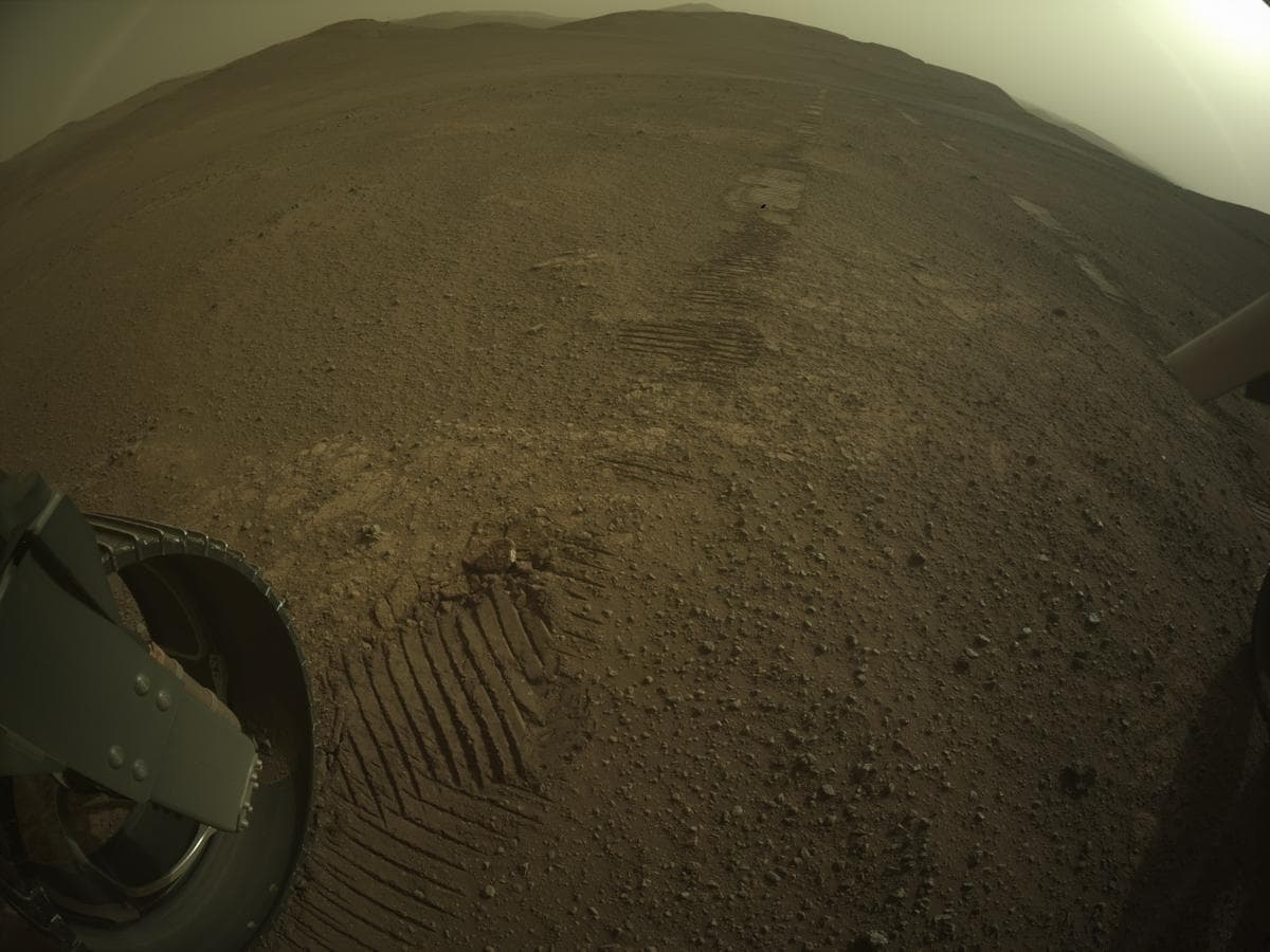 Mars image captured by REAR_HAZCAM_LEFT on Perseverance