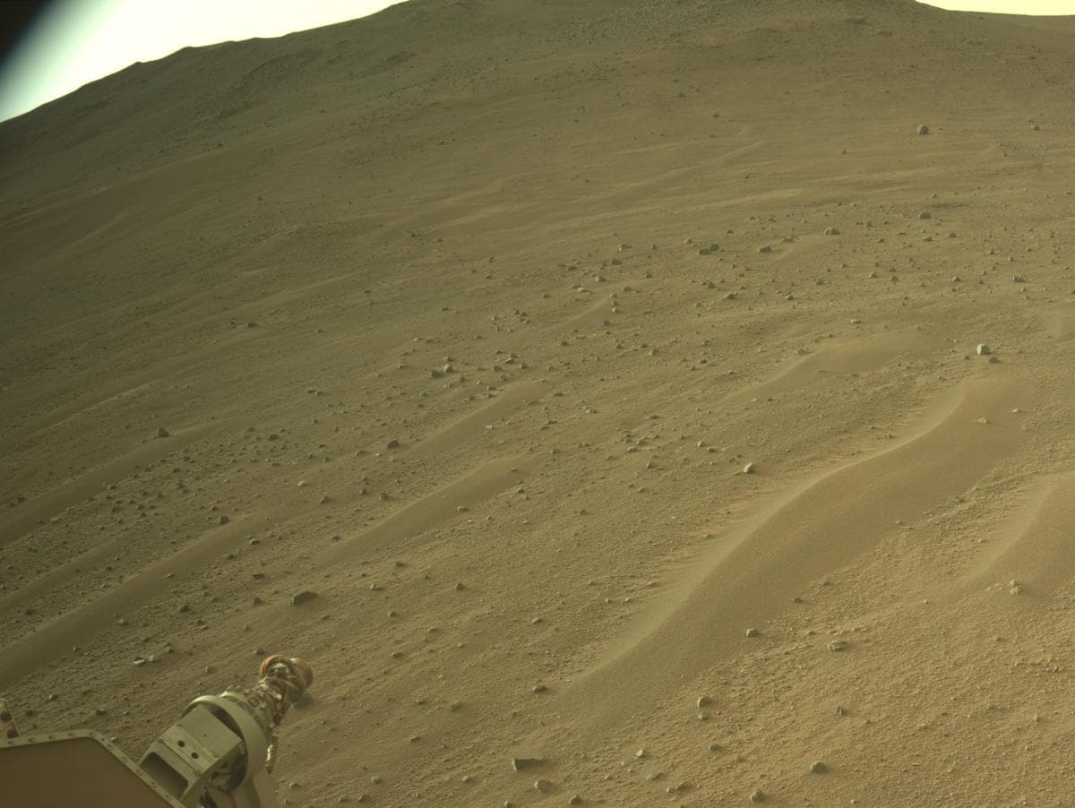 Mars image captured by NAVCAM_LEFT on Perseverance