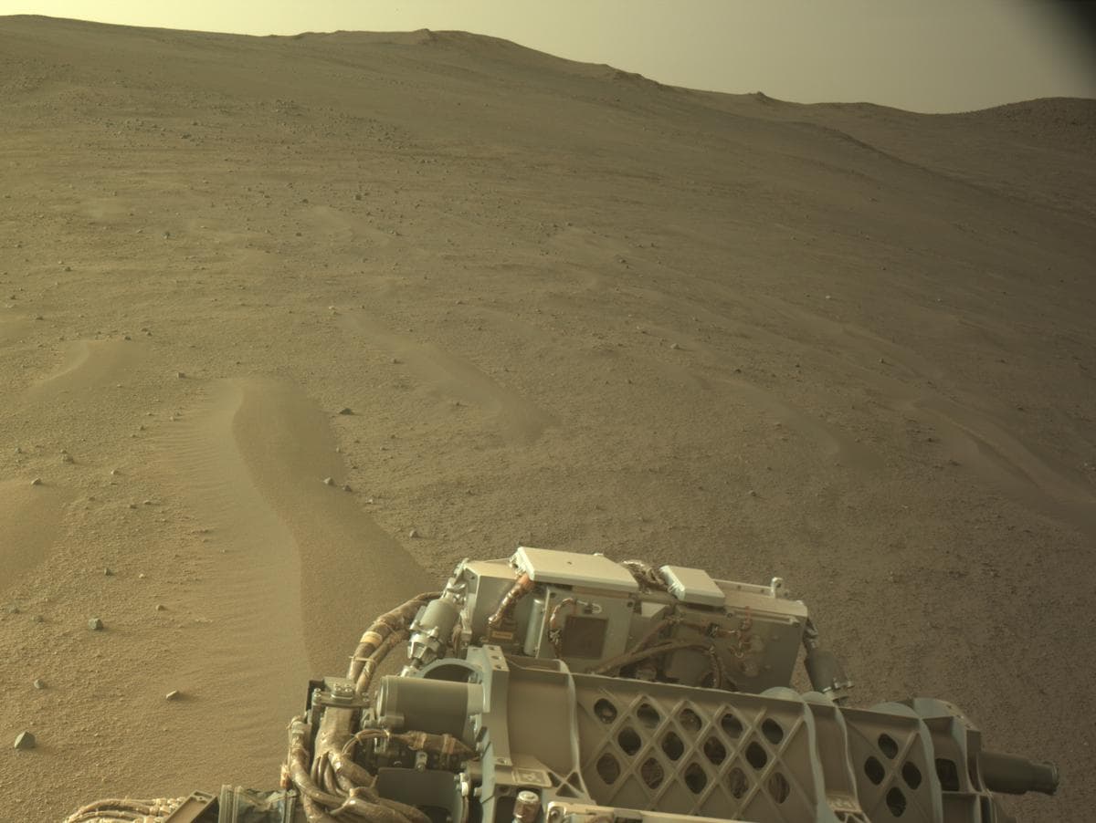 Mars image captured by NAVCAM_LEFT on Perseverance