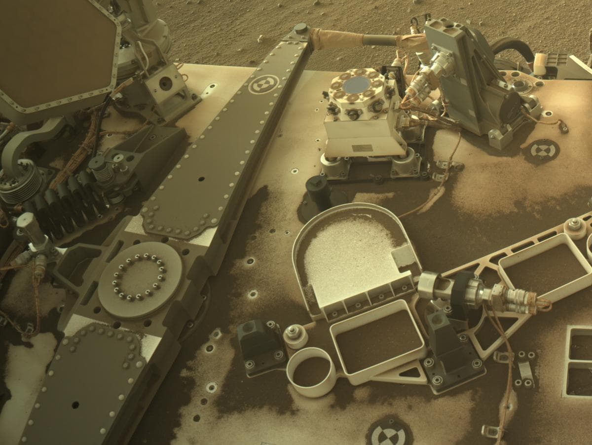Mars image captured by NAVCAM_LEFT on Perseverance