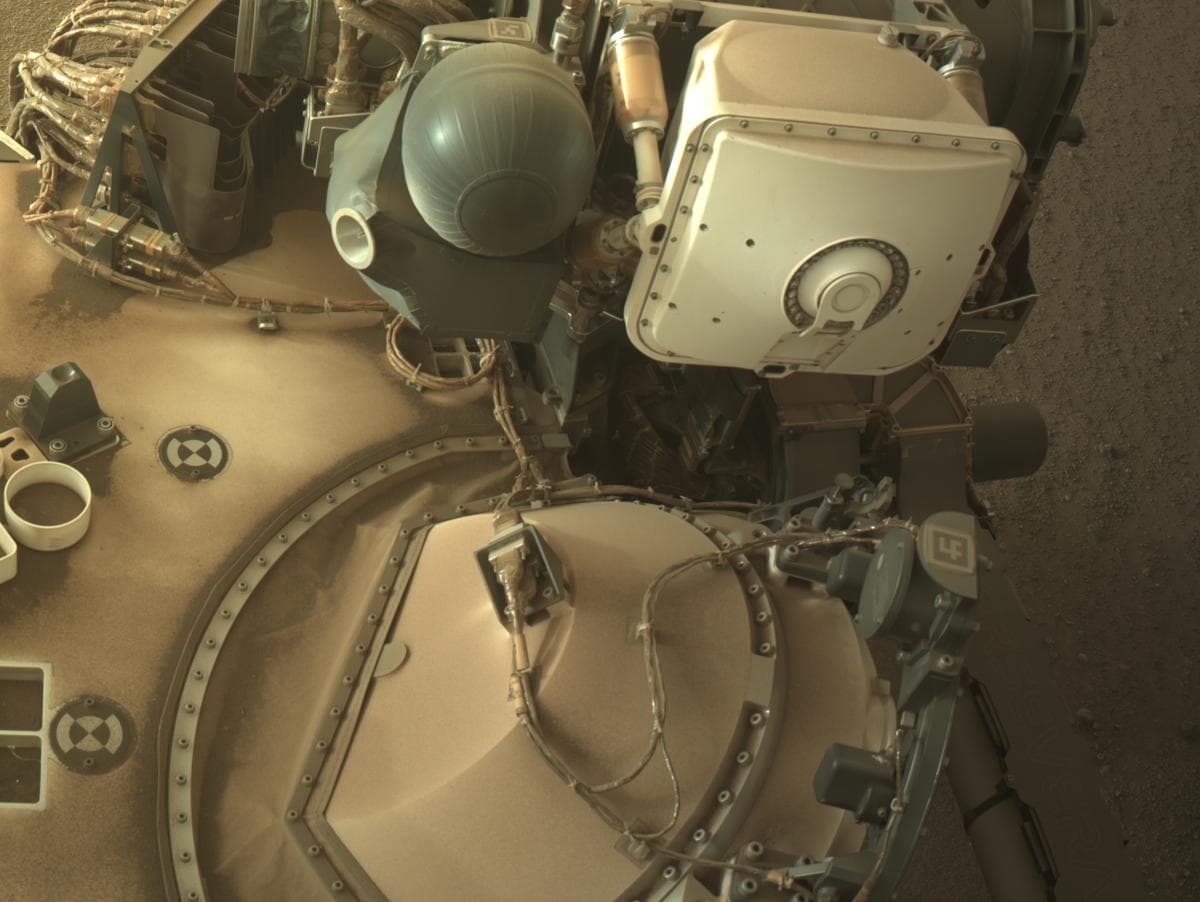 Mars image captured by NAVCAM_LEFT on Perseverance
