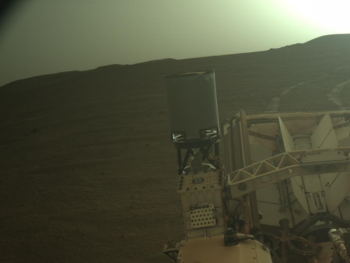 Mars image captured by NAVCAM_RIGHT on Perseverance