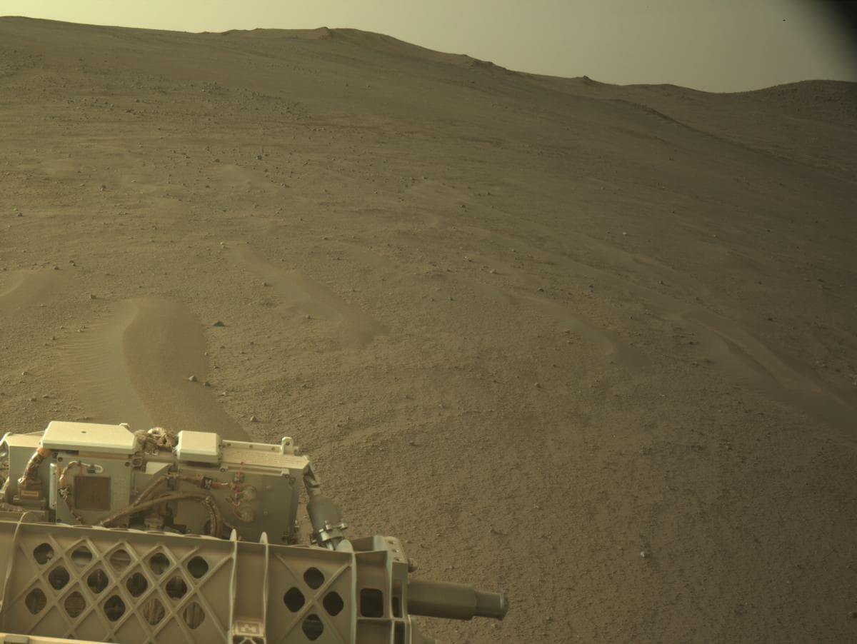 Mars image captured by NAVCAM_RIGHT on Perseverance