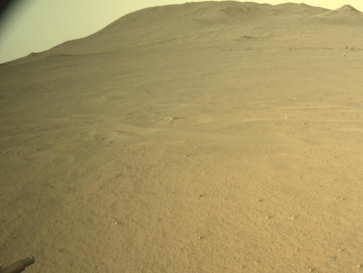 Mars image captured by NAVCAM_RIGHT on Perseverance
